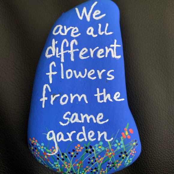 Meet your Posher, Tana - Picture 2 of 4